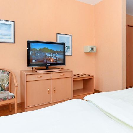 Hotel-Pension Stoertebeker ベンサージール エクステリア 写真
