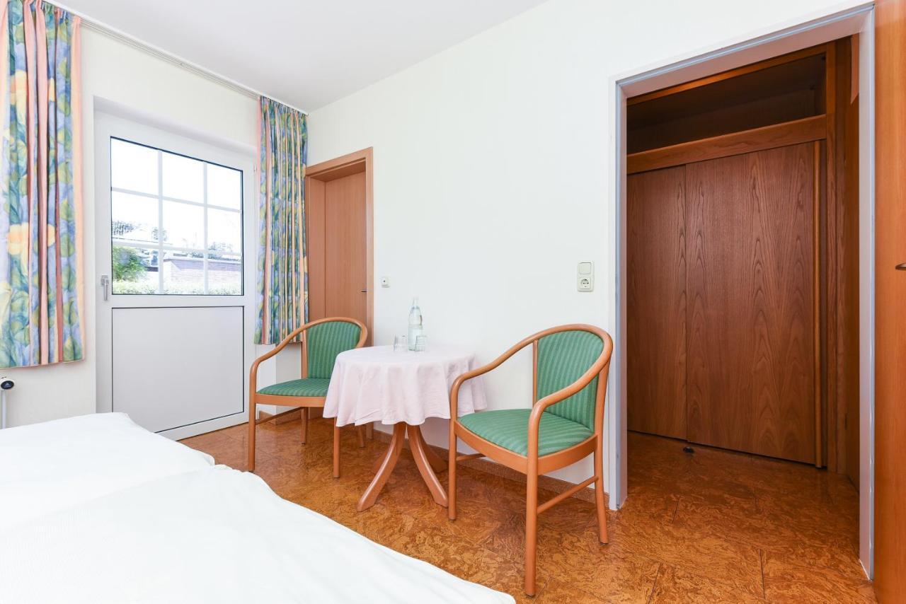 Hotel-Pension Stoertebeker ベンサージール エクステリア 写真