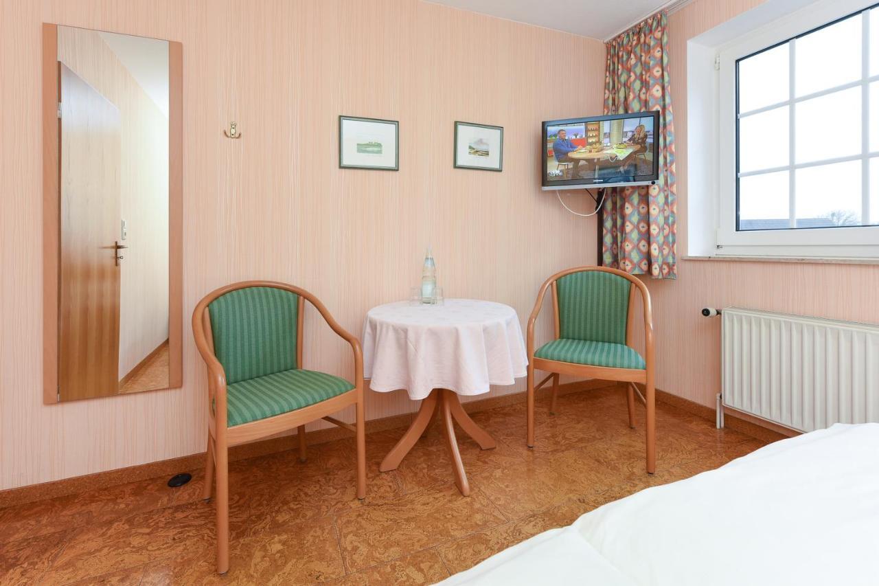 Hotel-Pension Stoertebeker ベンサージール エクステリア 写真