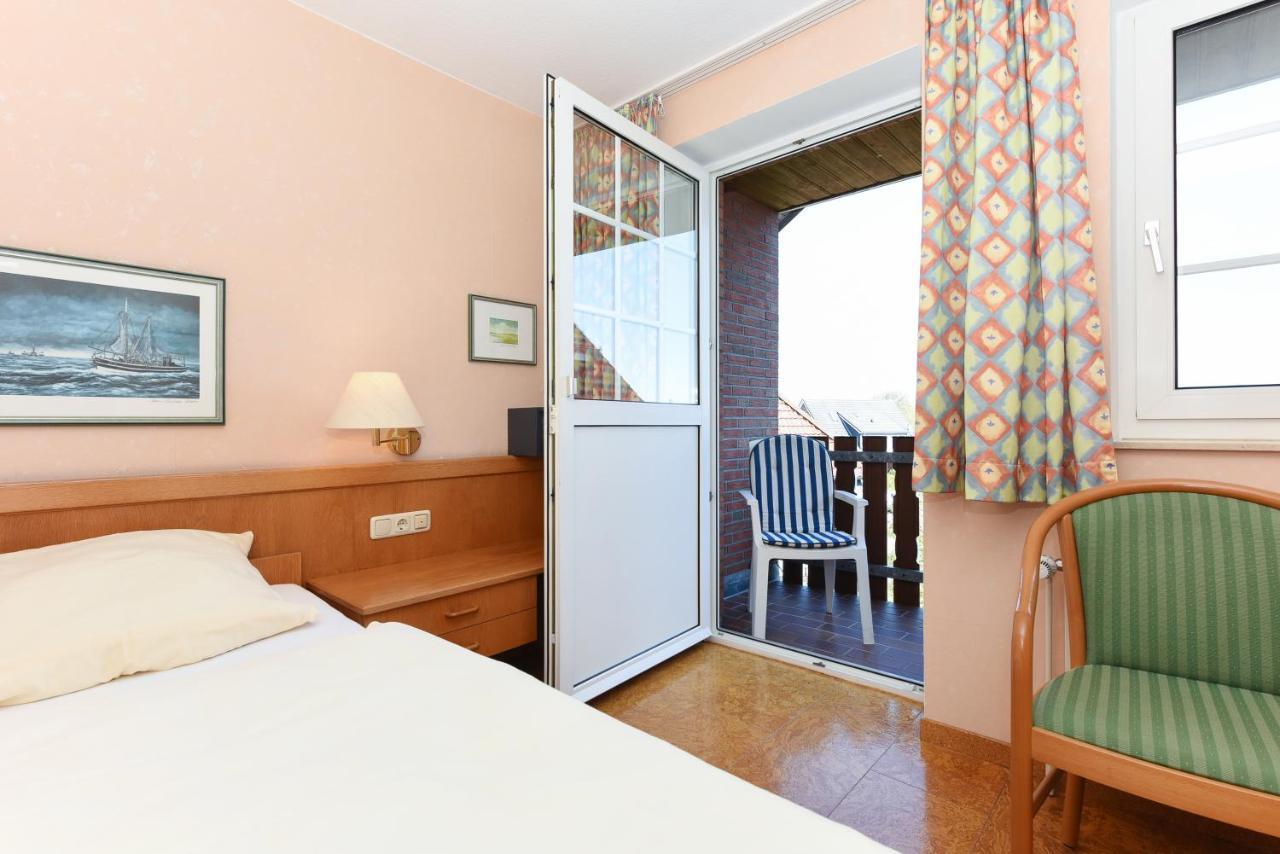 Hotel-Pension Stoertebeker ベンサージール エクステリア 写真